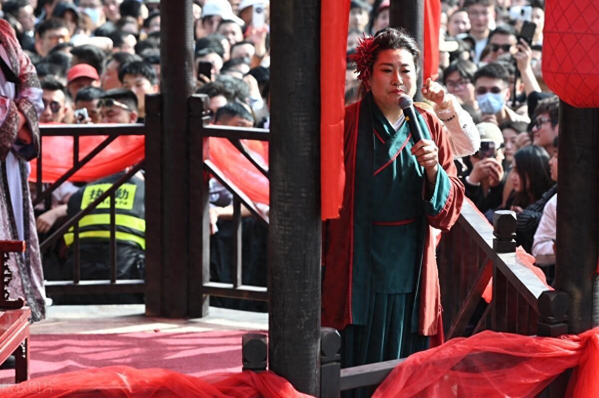 開封王婆:說媒現在變味了