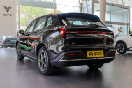 純電續航最高310km,售12.99萬起!哪吒L增程版有何亮點?
