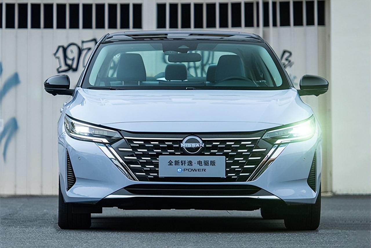 降價確實管用,日產軒逸下探到6.98萬,一個月就賣了29674輛