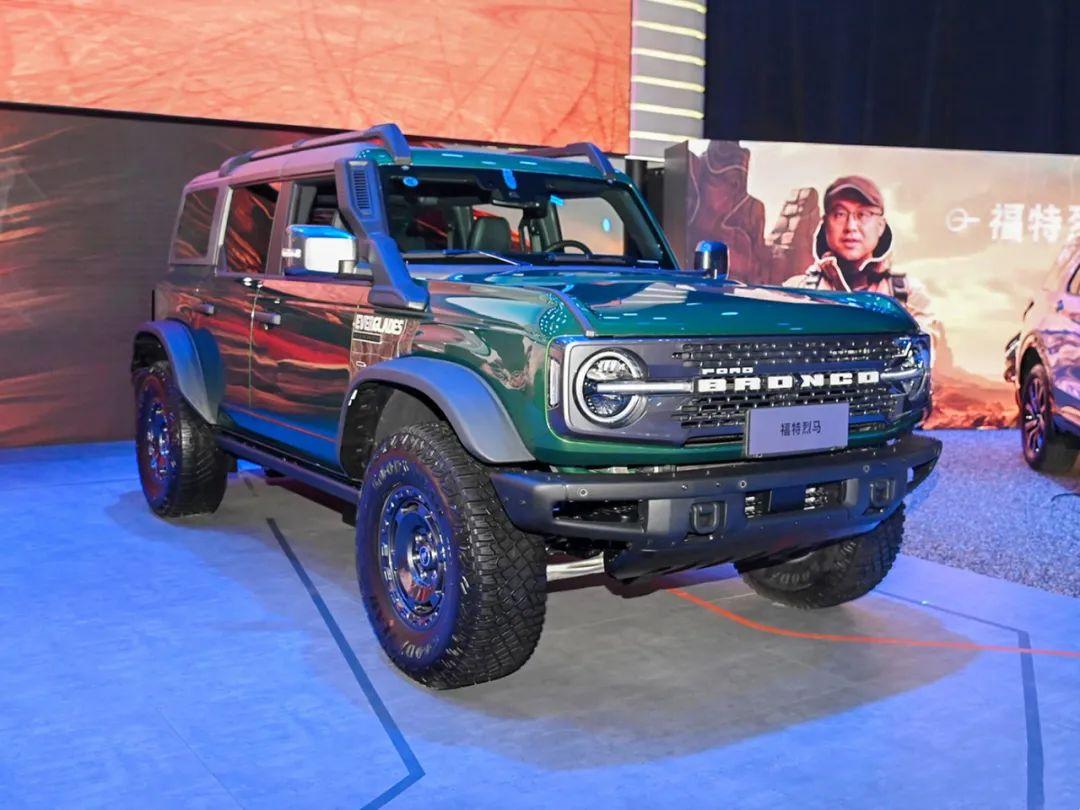 2024北京車展:江鈴福特烈馬,兩把鎖+氮?dú)鉁p振!