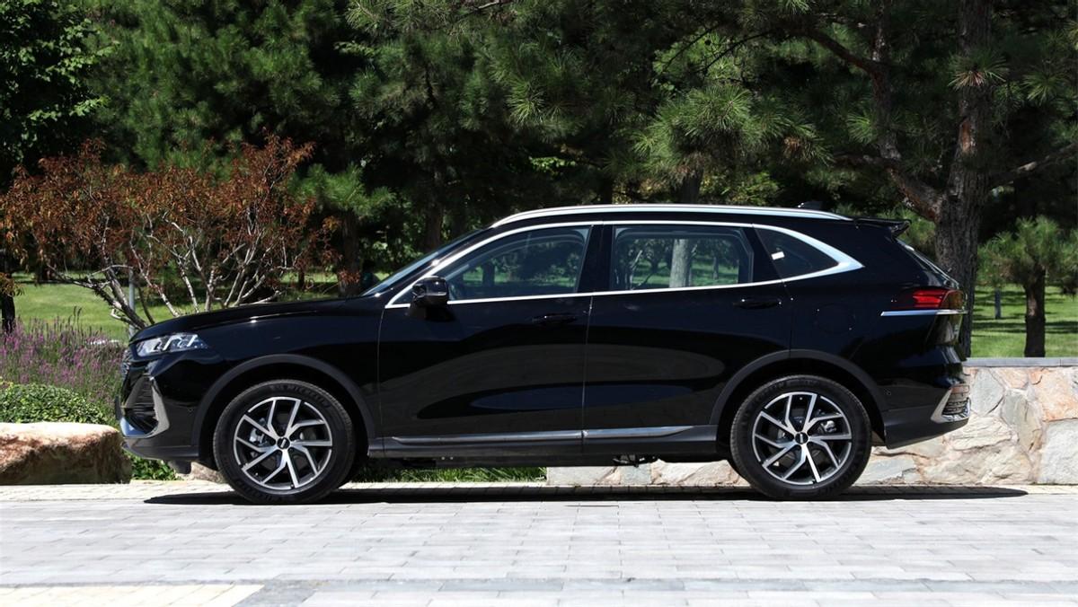比亞迪又放大招了!方程豹三大重磅新車亮相,硬派SUV+專業跑車