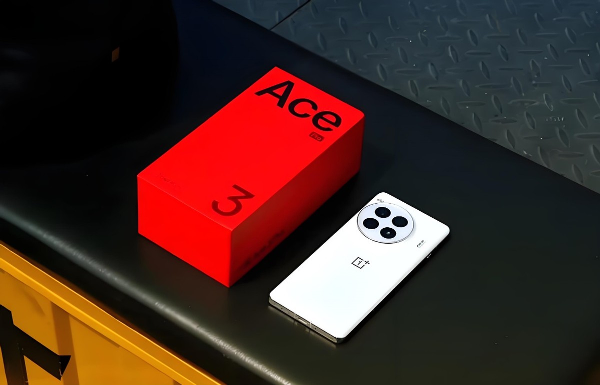 一加不講武德!從4599元跌至2804元,24GB+1TB+陶瓷材質(zhì)+6100mAh